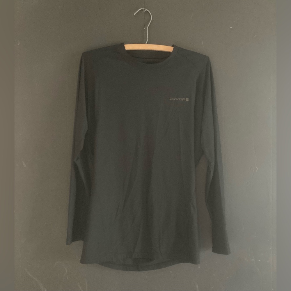 Men's Classic Black Long Sleeve Tee